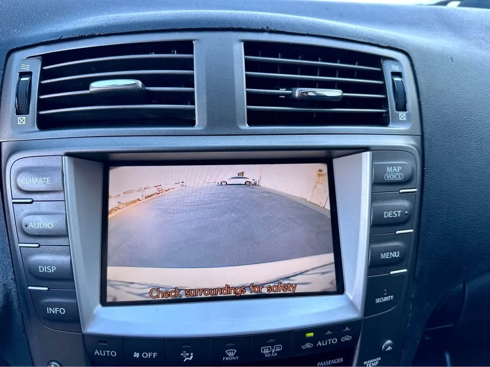 2006 Lexus IS 2nd Gen - Image 14 of 16