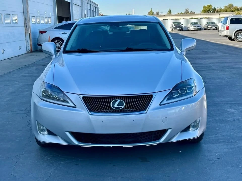 2006 Lexus IS 2nd Gen - Image 2 of 16
