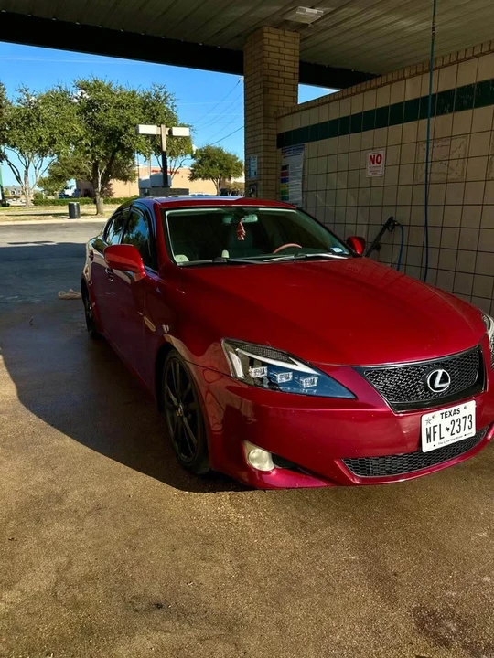 2006 Lexus IS 2nd Gen - Image 4 of 4