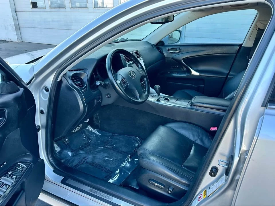 2006 Lexus IS 2nd Gen - Image 7 of 16