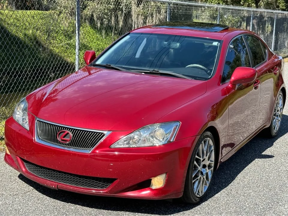 2006 Lexus IS 2nd Gen - Image 11 of 19
