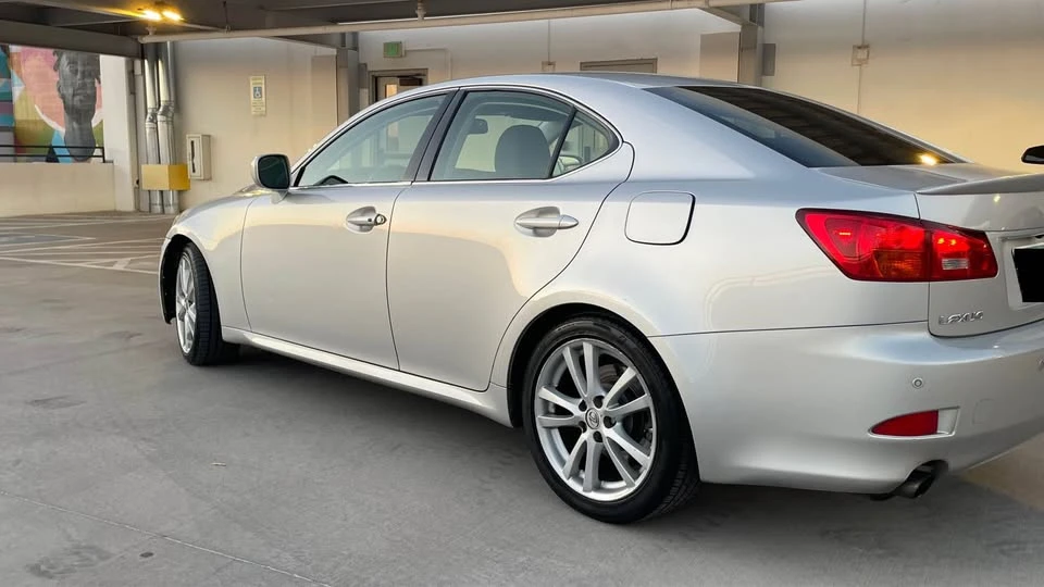 2006 Lexus IS 2nd Gen - Image 5 of 13