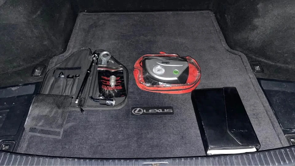 2006 Lexus IS 2nd Gen - Image 12 of 13
