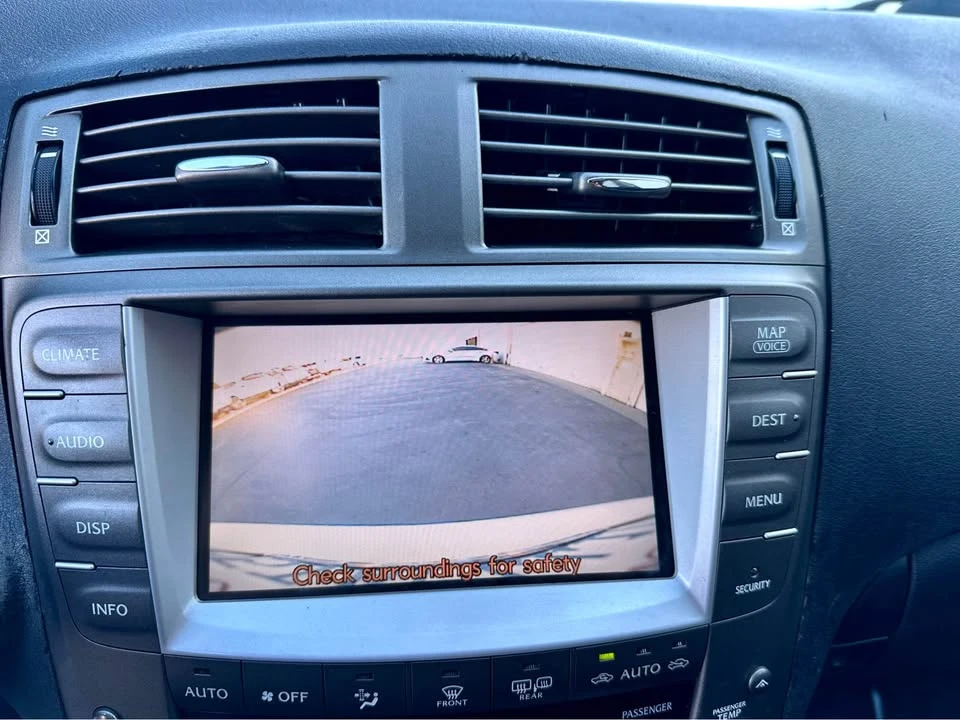 2006 Lexus IS 2nd Gen - Image 14 of 16