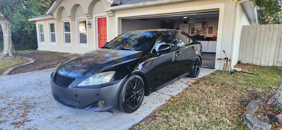 2006 Lexus IS 2nd Gen - Image 9 of 11
