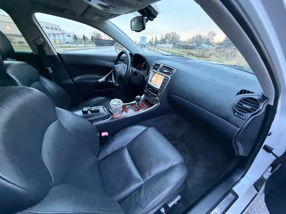 2006 Lexus IS 2nd Gen - Image 13 of 18