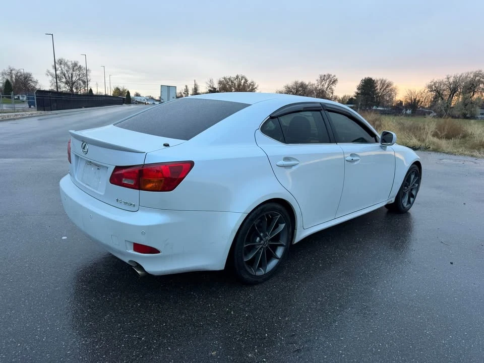 2006 Lexus IS 2nd Gen - Image 6 of 18