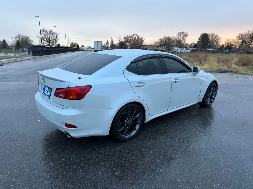 2006 Lexus IS 2nd Gen - Image 5 of 18