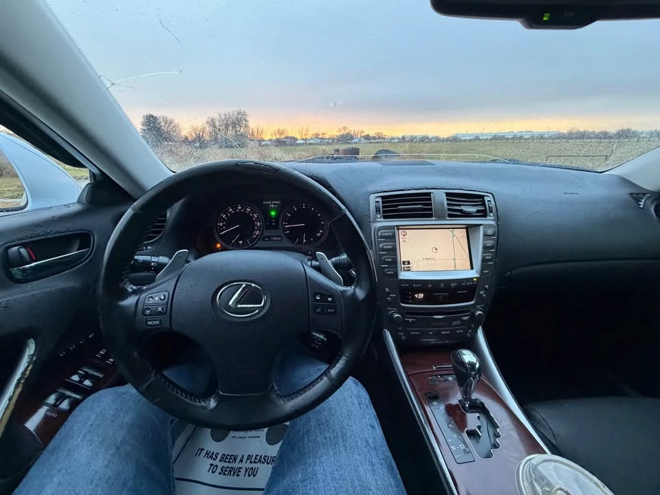 2006 Lexus IS 2nd Gen - Image 14 of 18