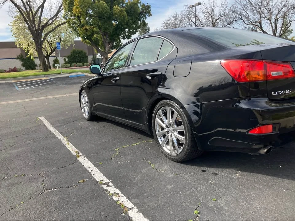 2006 Lexus IS 2nd Gen - Image 11 of 12