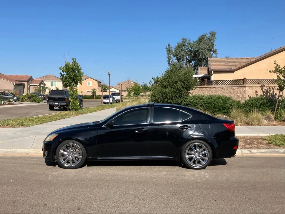 2006 Lexus IS 2nd Gen - Image 5 of 12