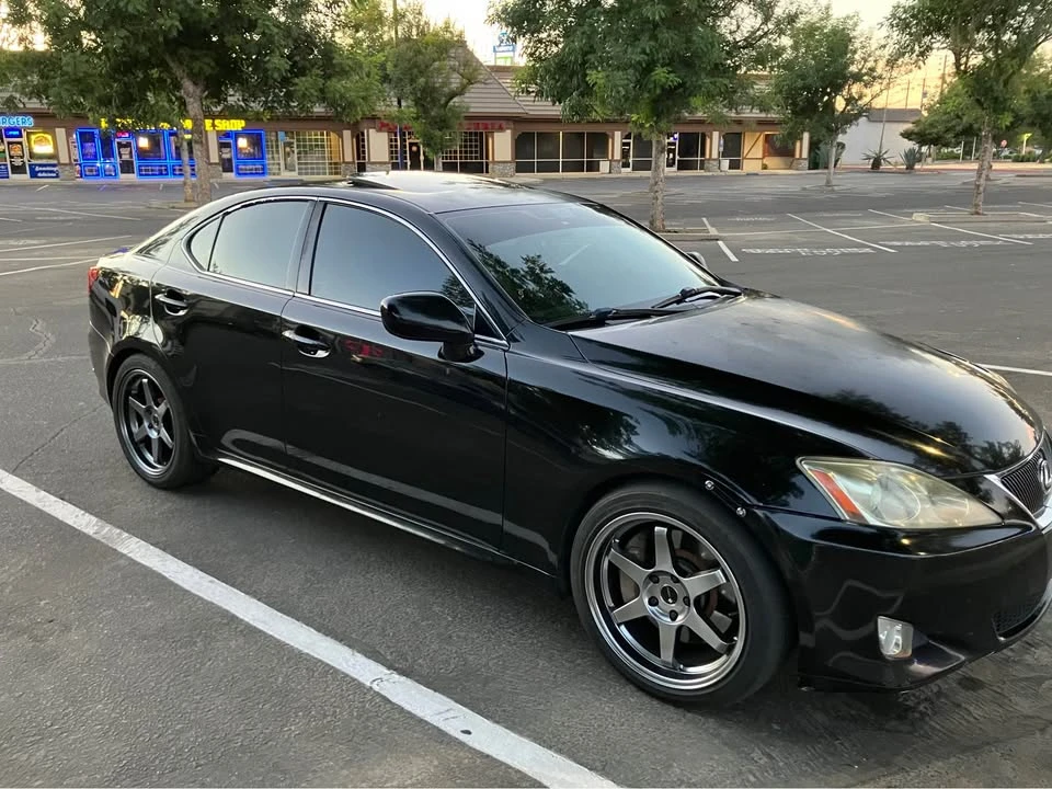 2006 Lexus IS 2nd Gen - Image 2 of 12