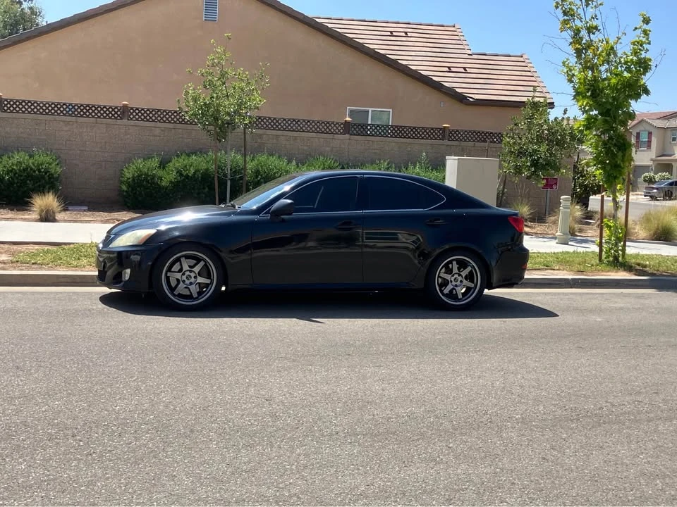 2006 Lexus IS 2nd Gen - Image 6 of 12