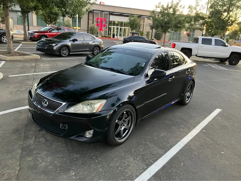 2006 Lexus IS 2nd Gen - Image 3 of 12