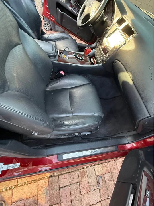2006 Lexus IS 2nd Gen - Image 13 of 15