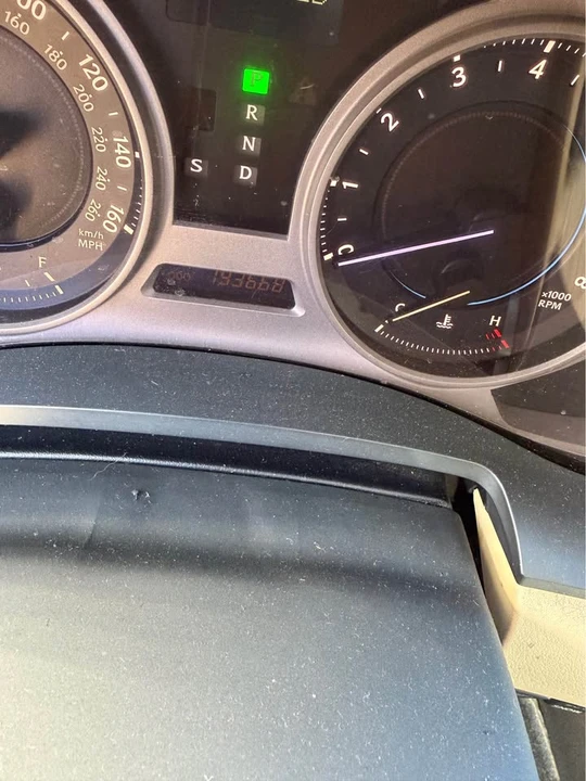 2006 Lexus IS 2nd Gen - Image 15 of 19