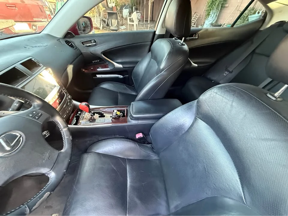 2006 Lexus IS 2nd Gen - Image 9 of 15
