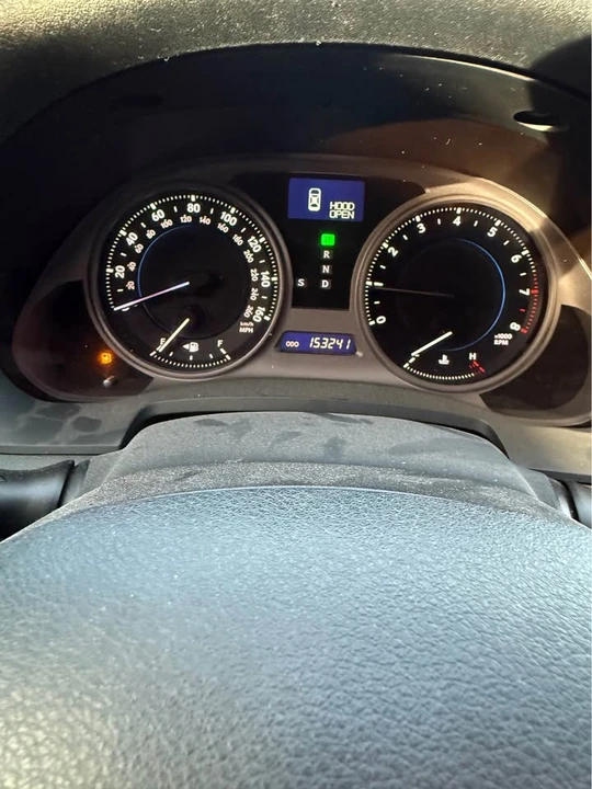 2006 Lexus IS 2nd Gen - Image 11 of 15