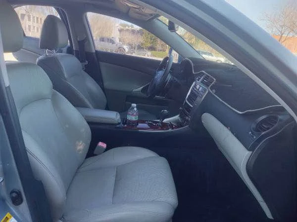 2006 Lexus IS 2nd Gen - Image 8 of 10