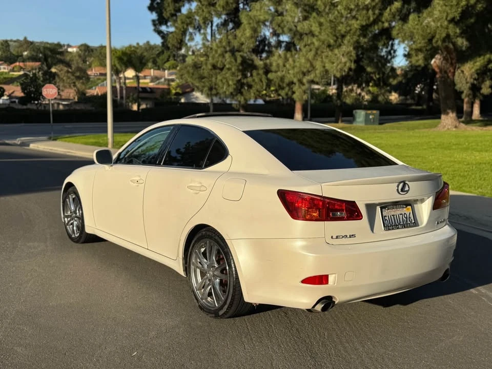 2006 Lexus IS 2nd Gen - Image 2 of 10