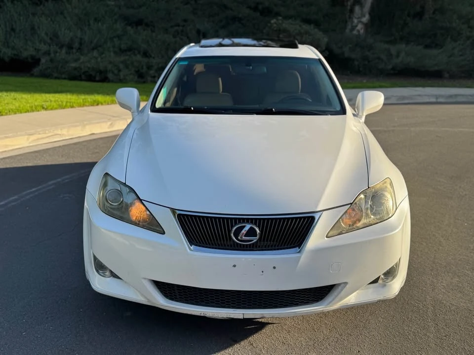 2006 Lexus IS 2nd Gen - Image 7 of 10