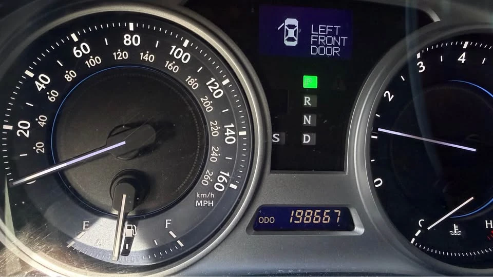 2006 Lexus IS 2nd Gen - Image 9 of 9