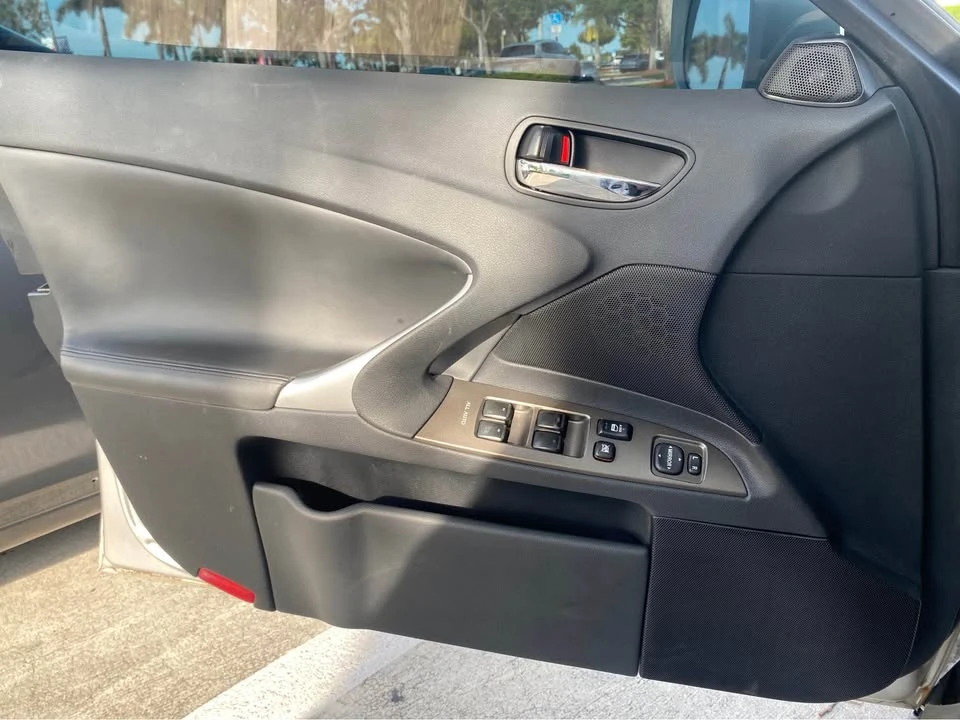 2006 Lexus IS 2nd Gen - Image 12 of 12