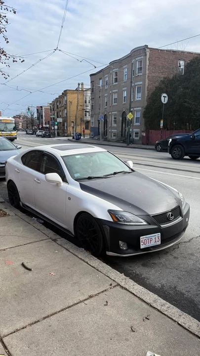 2006 Lexus IS 2nd Gen - Image 11 of 16