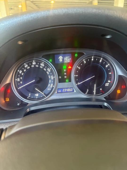 2006 Lexus IS 2nd Gen - Image 6 of 20