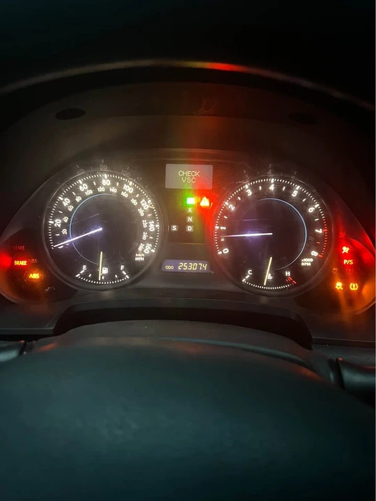 2006 Lexus IS 2nd Gen - Image 3 of 6