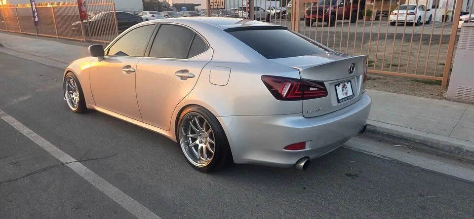 2006 Lexus IS 2nd Gen - Image 4 of 9