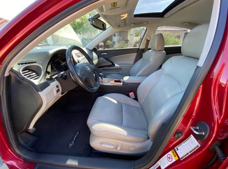 2006 Lexus IS 2nd Gen - Image 11 of 20