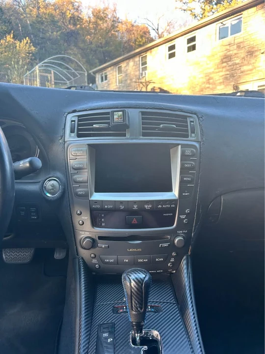 2006 Lexus IS 2nd Gen - Image 9 of 14