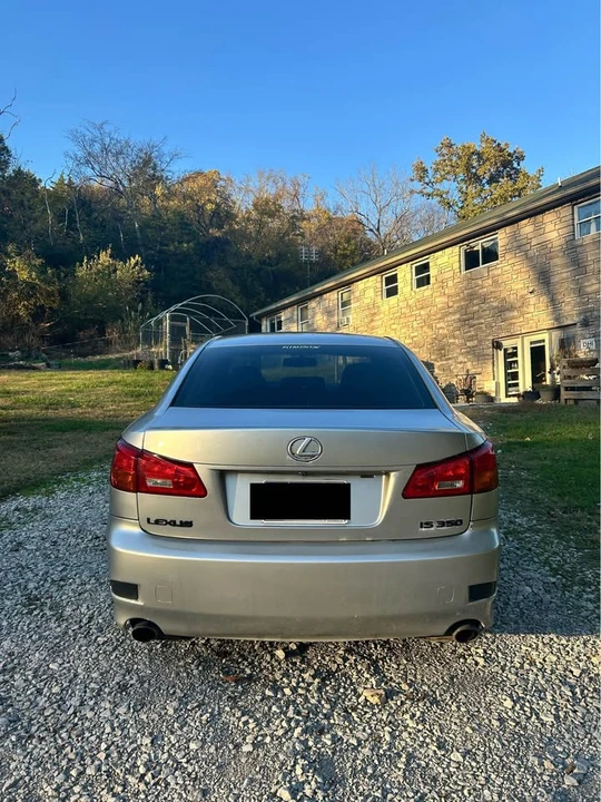 2006 Lexus IS 2nd Gen - Image 5 of 14