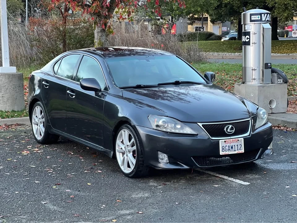 2006 Lexus IS 2nd Gen - Image 3 of 15