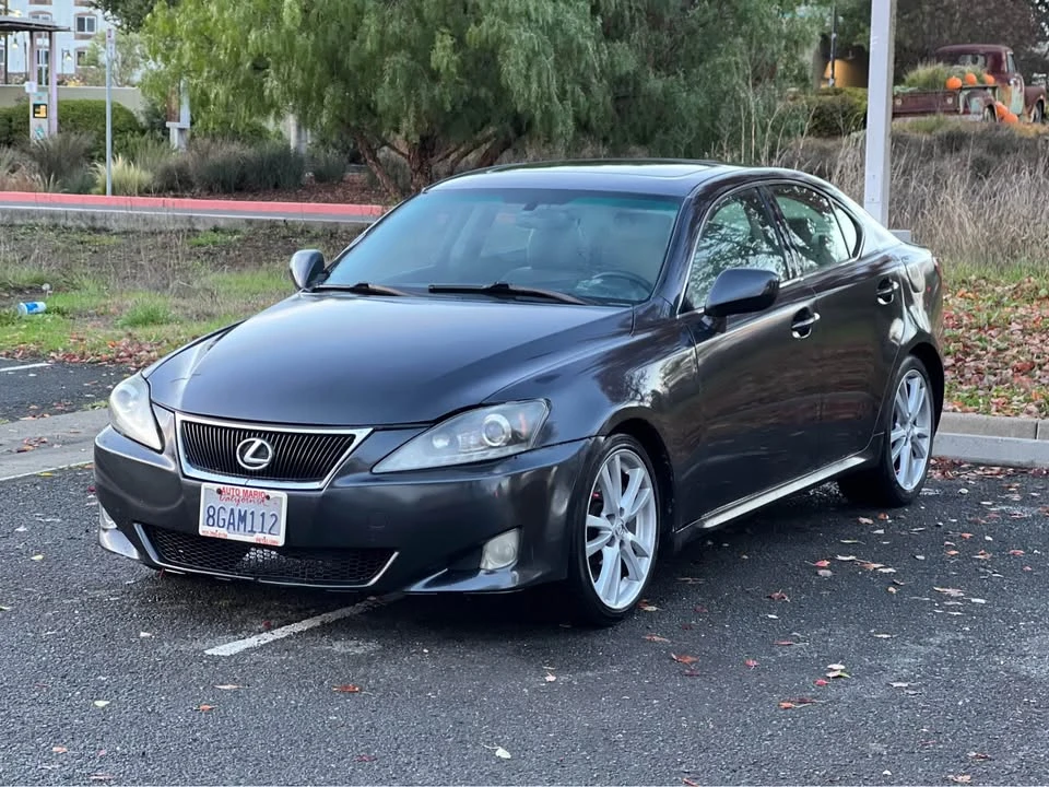 2006 Lexus IS 2nd Gen - Image 2 of 15