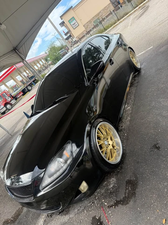 2006 Lexus IS 2nd Gen - Image 3 of 7