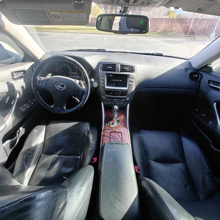 2006 Lexus IS 2nd Gen - Image 5 of 11