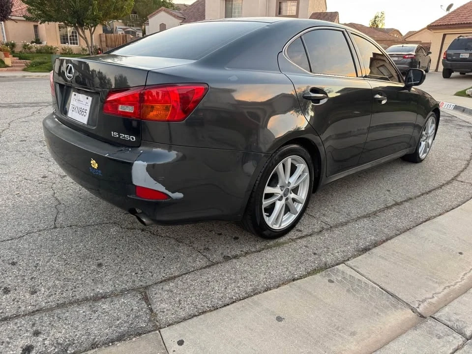 2006 Lexus IS 2nd Gen - Image 3 of 8
