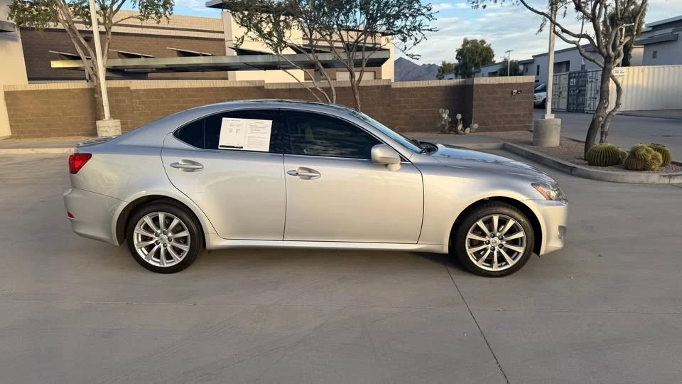 2006 Lexus IS 2nd Gen - Image 2 of 16