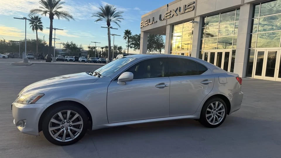 2006 Lexus IS 2nd Gen - Image 6 of 16