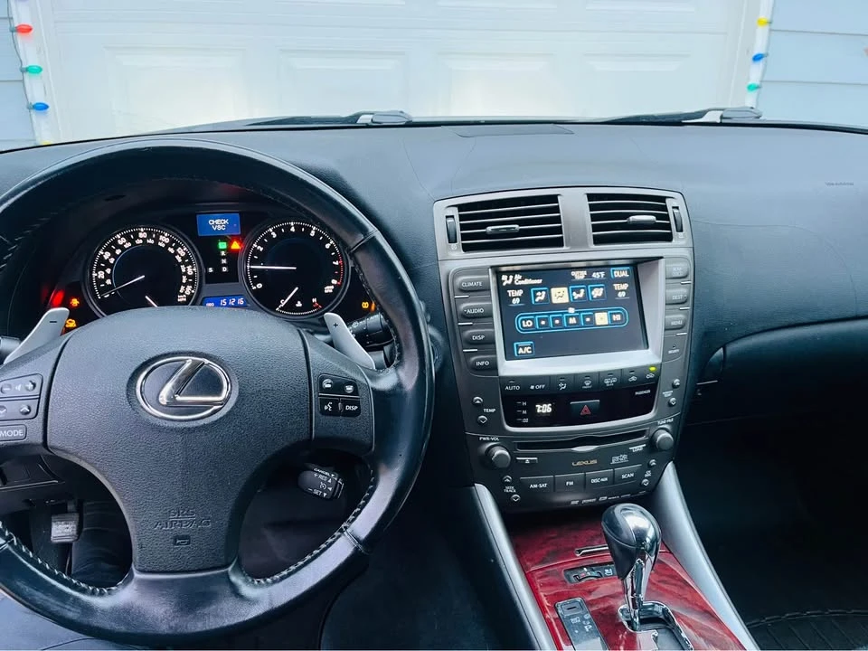 2006 Lexus IS 2nd Gen - Image 18 of 18