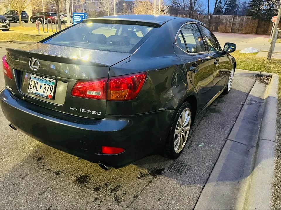 2006 Lexus IS 2nd Gen - Image 7 of 18