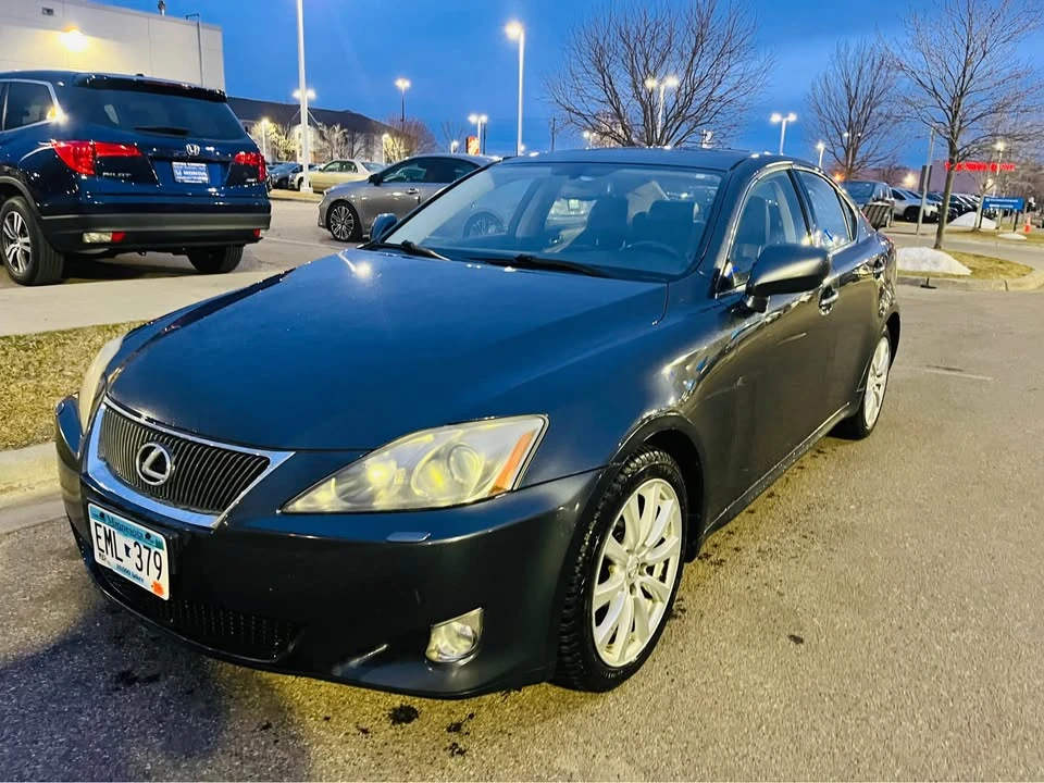 2006 Lexus IS 2nd Gen - Image 3 of 18