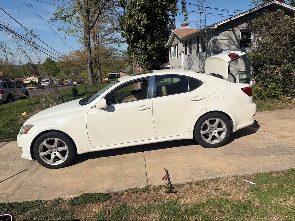 2006 Lexus IS 2nd Gen - Image 5 of 7