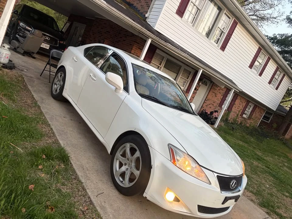 2006 Lexus IS 2nd Gen - Image 6 of 7