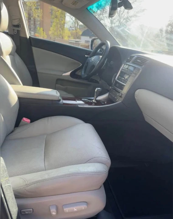 2006 Lexus IS 2nd Gen - Image 6 of 7