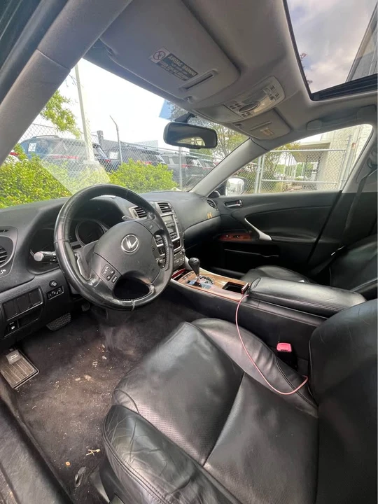 2006 Lexus IS 2nd Gen - Image 5 of 6