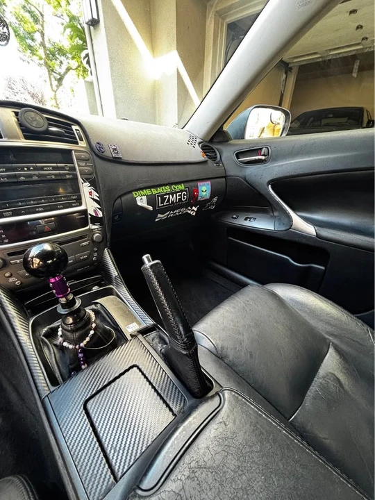 2006 Lexus IS 2nd Gen - Image 10 of 14