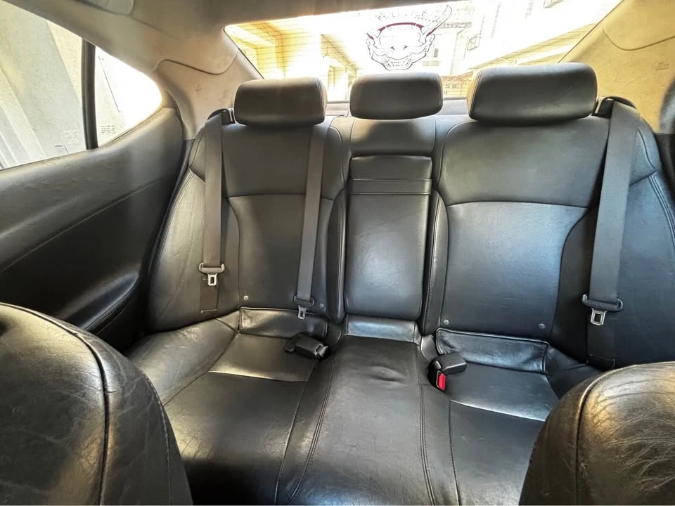 2006 Lexus IS 2nd Gen - Image 9 of 14